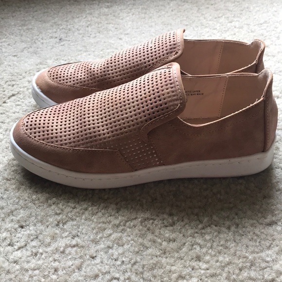 Vici Shoes - Vici slip on shoes: Faux leather brown